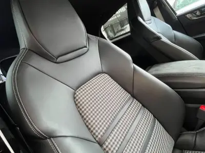 Porsche Cayenne Coupe 2025 · foto 11
