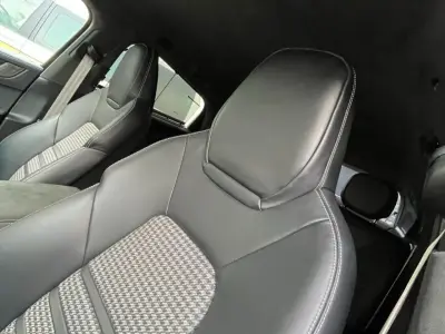 Porsche Cayenne Coupe 2025 · foto 14