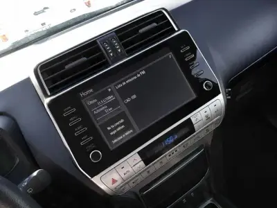 Toyota Land Cruiser Prado 2022 · foto 7