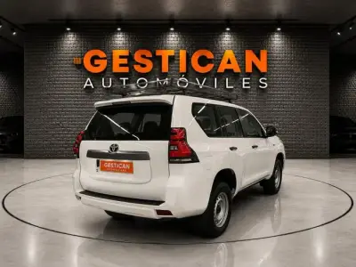 Toyota Land Cruiser Prado 2022 · foto 6
