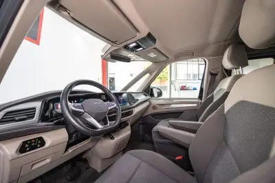 Volkswagen Multivan 2025 · foto 4