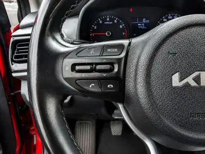 KIA Stonic 2023 · foto 6