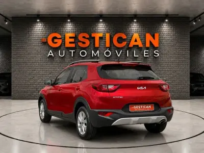 KIA Stonic 2023 · foto 3