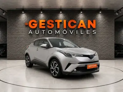 Toyota C-HR 2020 · foto 4