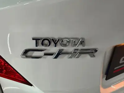 Toyota C-HR 2019 · foto 12