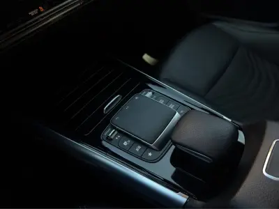 Mercedes-Benz GLA 2024 · foto 10