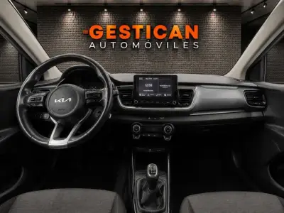 KIA Stonic 2023 · foto 9