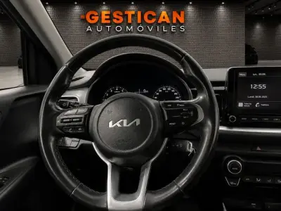 KIA Stonic 2023 · foto 7