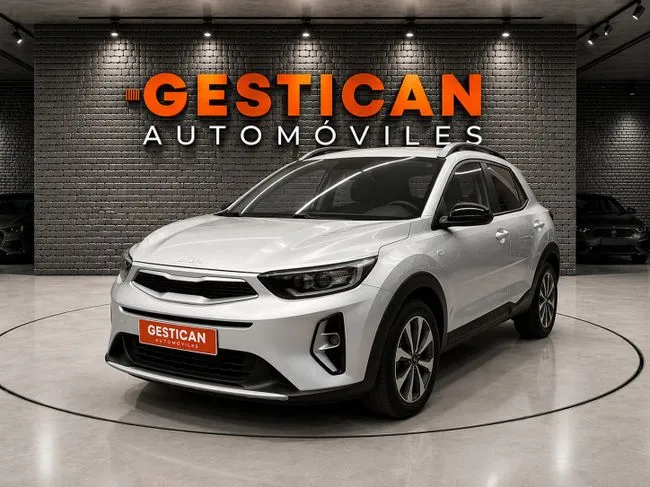 KIA Stonic 2023 en 4 islas · CEC