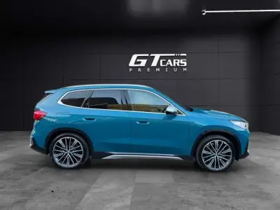 BMW iX1 2023 · foto 4
