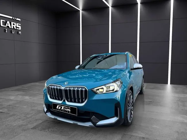 BMW iX1 2023 en 2 islas · CEC