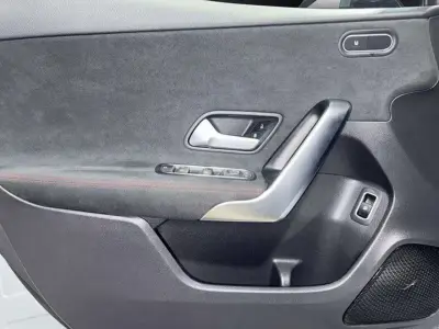 Mercedes-Benz Clase A 2025 · foto 15