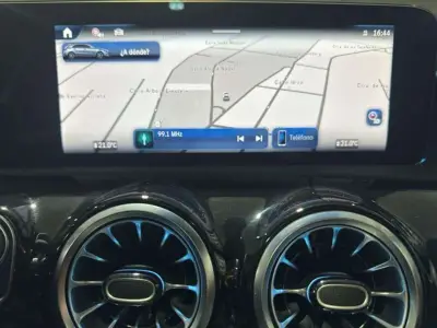 Mercedes-Benz Clase A 2025 · foto 13