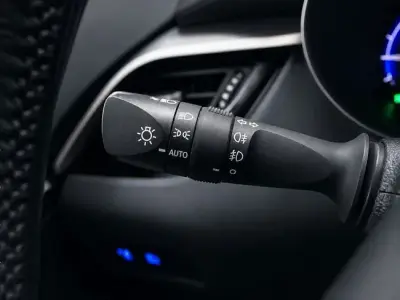 Toyota C-HR 2023 · foto 6