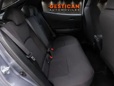 Toyota C-HR 2023 · foto 12