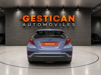 Toyota C-HR 2023 · foto 5