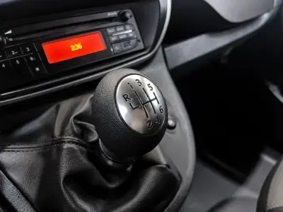 Renault Kangoo 2021 · foto 16