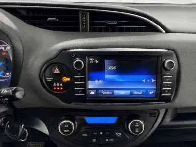 Toyota Yaris 2018 · foto 10