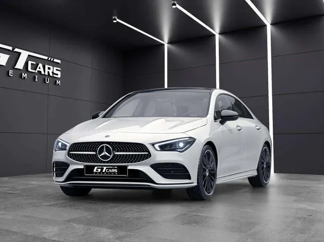 Mercedes-Benz CLA 2020 en 2 islas · CEC