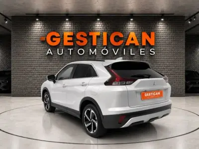 Mitsubishi Eclipse Cross 2022 · foto 4