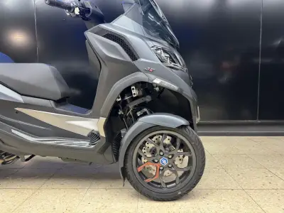 Piaggio MP3 2025 · foto 8