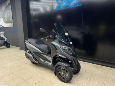 Piaggio MP3 2025 · foto 3