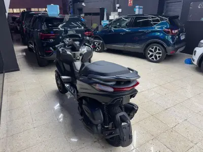Piaggio MP3 2025 · foto 4