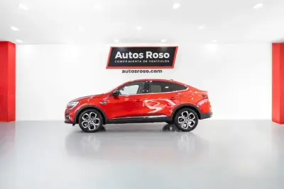 Renault Arkana 2023 · foto 2