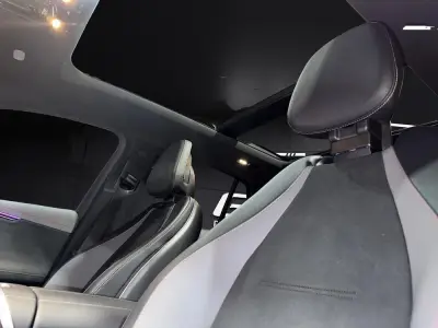 Mercedes-Benz EQE SUV AMG 2025 · foto 15