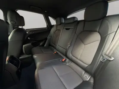 Porsche Macan 2023 · foto 16