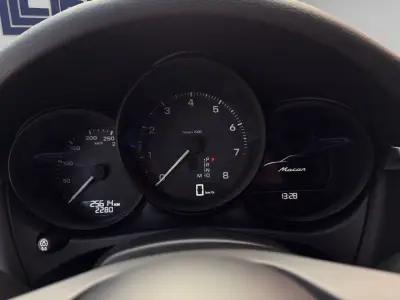 Porsche Macan 2023 · foto 11