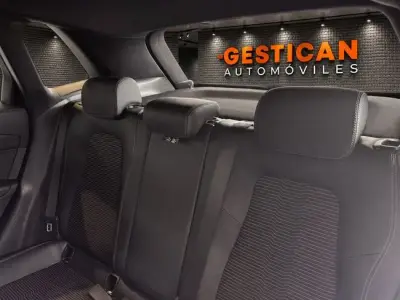 Mercedes-Benz GLA 2023 · foto 15