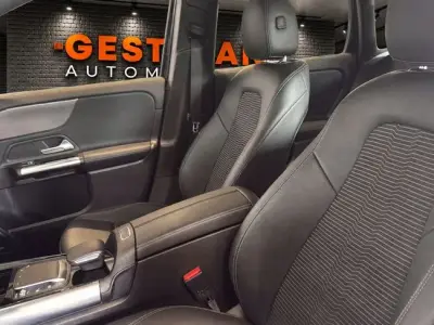 Mercedes-Benz GLA 2023 · foto 14