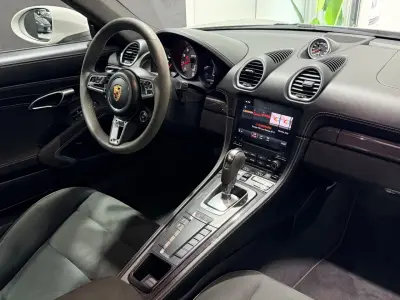 Porsche Cayman 2023 · foto 8