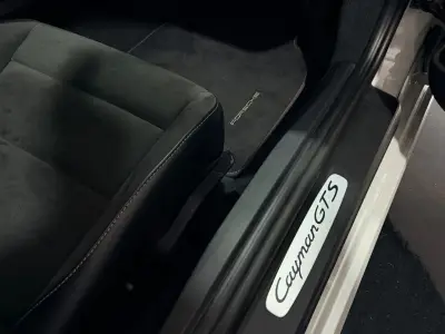 Porsche Cayman 2023 · foto 14