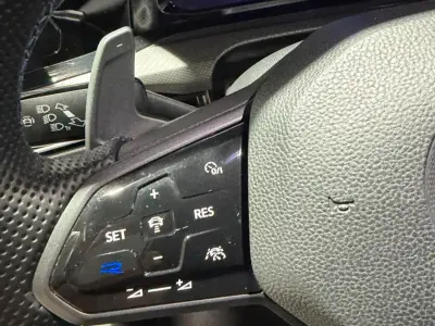 Volkswagen Golf 2021 · foto 8