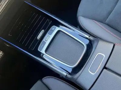 Mercedes-Benz Clase B 2024 · foto 14