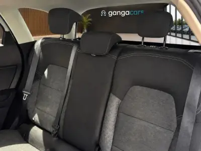 Renault Captur 2023 · foto 15