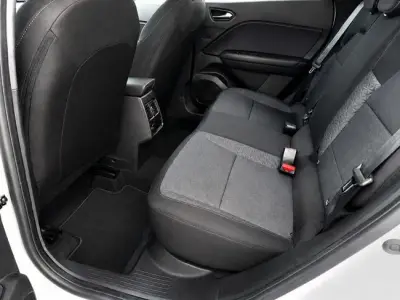 Renault Captur 2023 · foto 17