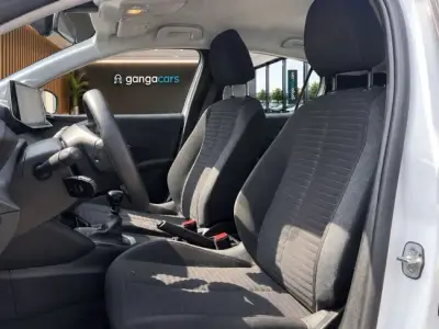 Peugeot 208 2022 · foto 10