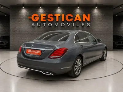Mercedes-Benz Clase C 2015 · foto 7