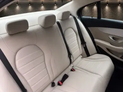 Mercedes-Benz Clase C 2015 · foto 17