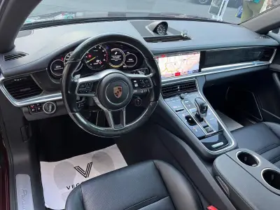 Porsche Panamera 2020 · foto 18