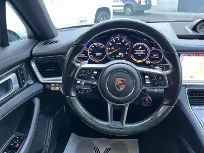 Porsche Panamera 2020 · foto 15