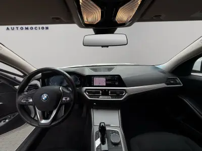 BMW Serie 3 2022 · foto 15