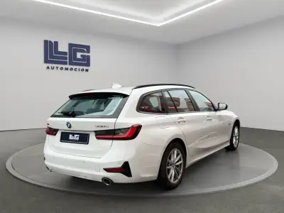 BMW Serie 3 2022 · foto 7