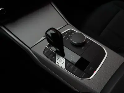 BMW Serie 3 2022 · foto 12