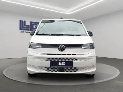 Volkswagen Multivan 2022 · foto 2
