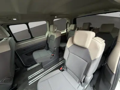 Volkswagen Multivan 2022 · foto 15