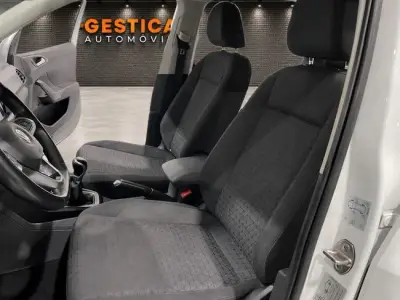 Volkswagen T-Cross 2024 · foto 9